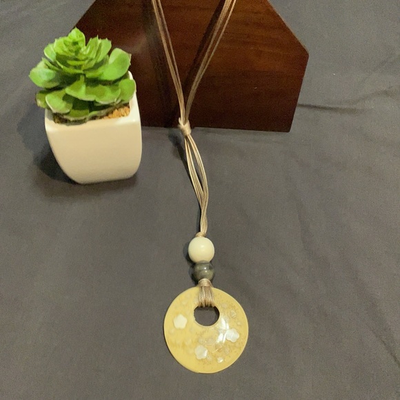 C est 1946 Necklace - Picture 3 of 5